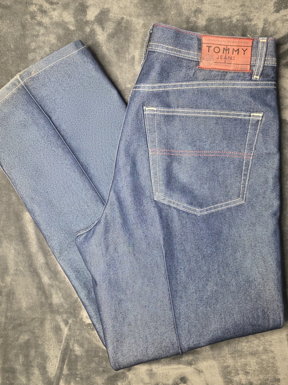 Tommy Hilfiger Denim Jeans Made In USA 36/32 Red Stitch Red Brand Tag
